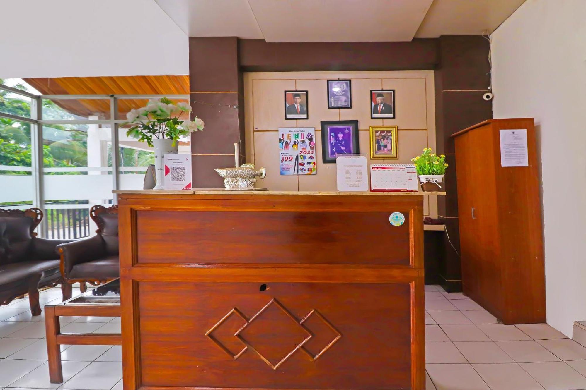 Oyo 92484 Wisma Permata Syariah Bangko 外观 照片
