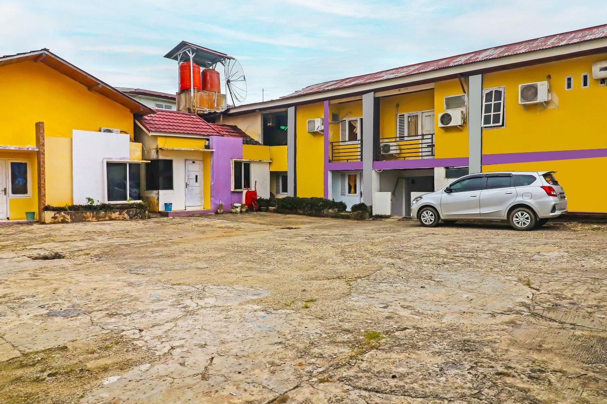 Oyo 92484 Wisma Permata Syariah Bangko 外观 照片